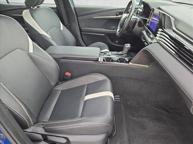 Used 2025 Toyota Camry SE FWD image 20