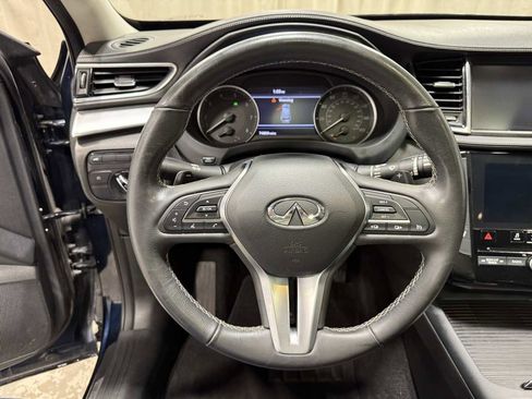 Used 2019 INFINITI QX50 Luxe w/ Navigation Package image 11