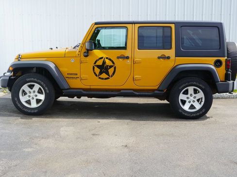 Used 2014 Jeep Wrangler Unlimited Sport w/ Quick Order Package 24S AWD/4WD image 3