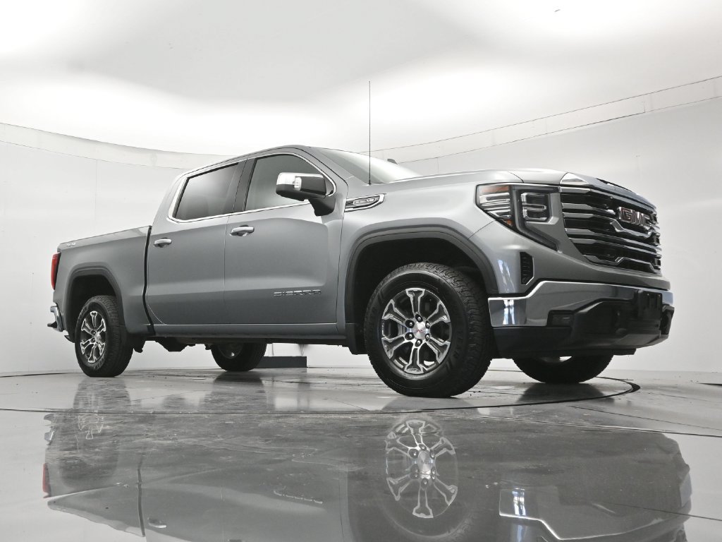 Used 2025 GMC Sierra 1500 SLT AWD/4WD image 38
