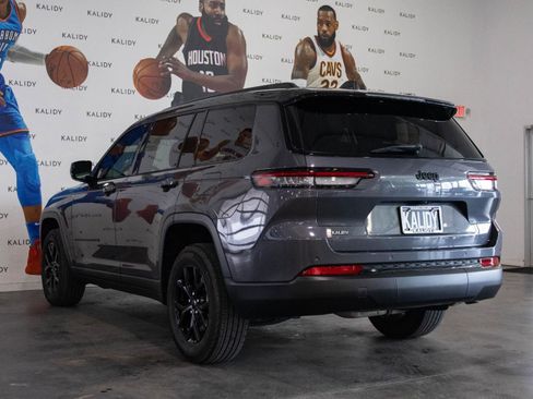 Used 2024 Jeep Grand Cherokee L Laredo RWD image 21