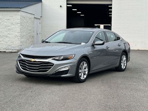 Used 2024 Chevrolet Malibu LT FWD image 3