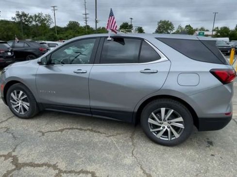 Used 2024 Chevrolet Equinox LT image 7