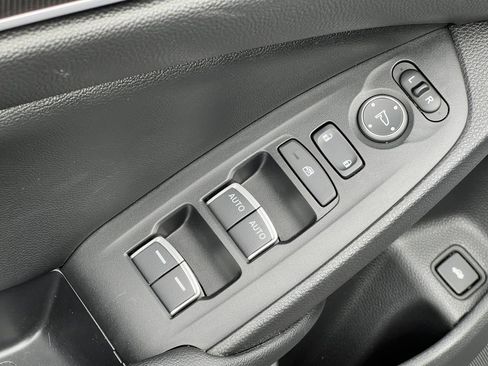 Used 2022 Honda Accord Sport Special Edition image 9