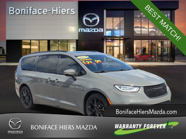 Used 2023 Chrysler Pacifica Touring-L w/ S Appearance Package FWD image 1