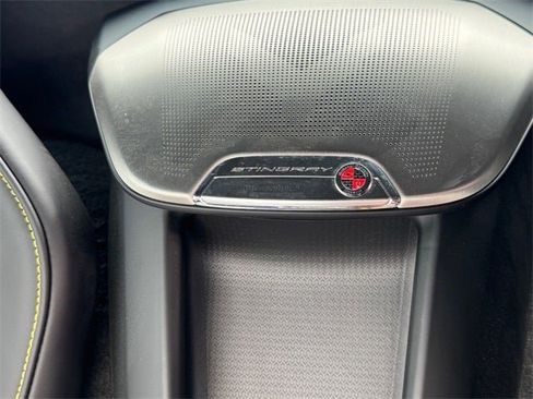 Used 2022 Chevrolet Corvette Stingray Premium Conv w/ Z51 Performance Package image 24