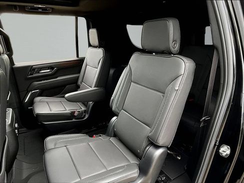 New 2026 GMC Yukon XL Denali w/ Sun & Power Step Package AWD/4WD image 29