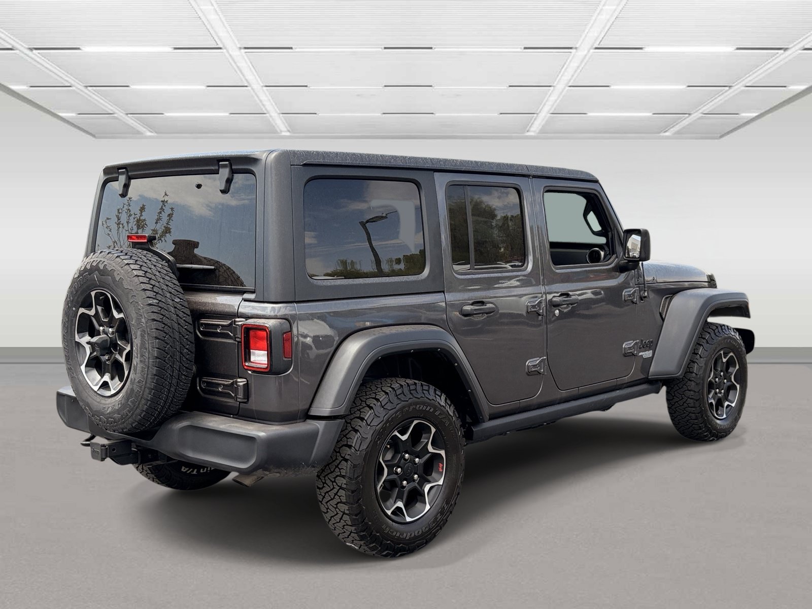 Used 2021 Jeep Wrangler Unlimited Sport AWD/4WD image 5