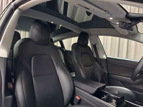 Used 2020 Tesla Model 3 Long Range image 9