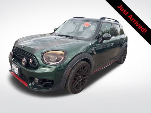 Used 2018 MINI Cooper Countryman image 3