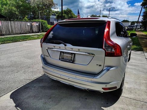 Used 2015 Volvo XC60 T5 Premier image 8
