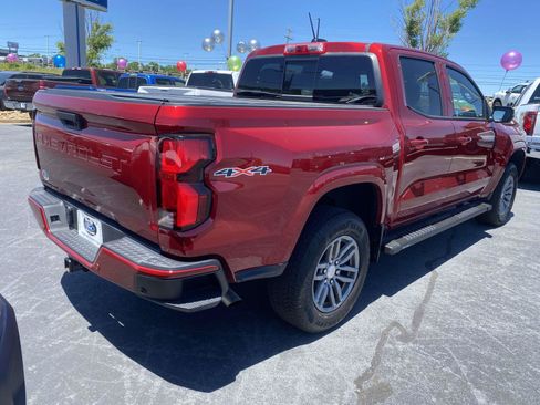 Used 2025 Chevrolet Colorado LT w/ LT Convenience Package AWD/4WD image 7