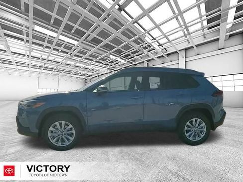 Used 2026 Toyota Corolla Cross LE w/ Black Badges Package (TMS) image 6