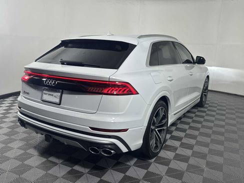 Used 2023 Audi SQ8 Prestige AWD/4WD image 7