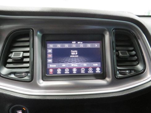 Used 2019 Dodge Challenger R/T image 20