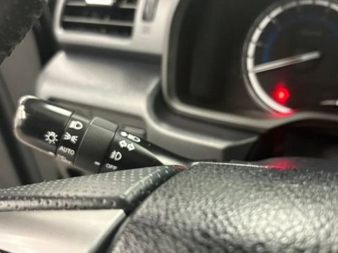 Used 2016 Toyota 4Runner Limited AWD/4WD image 19