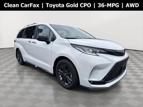 Certified 2026 Toyota Sienna XSE AWD/4WD image 1