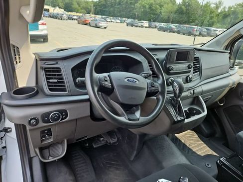 Used 2025 Ford Transit 250 Low Roof w/ Exterior Upgrade Package RWD image 4