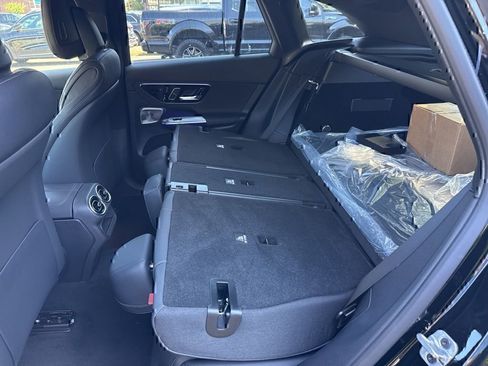 Used 2026 Mercedes-Benz GLC 350e 4MATIC image 28