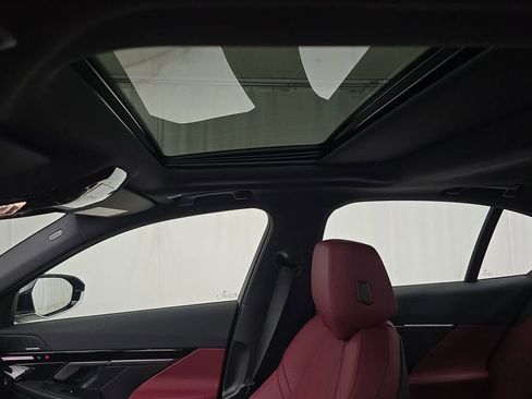 New 2025 BMW 530i xDrive AWD/4WD image 23