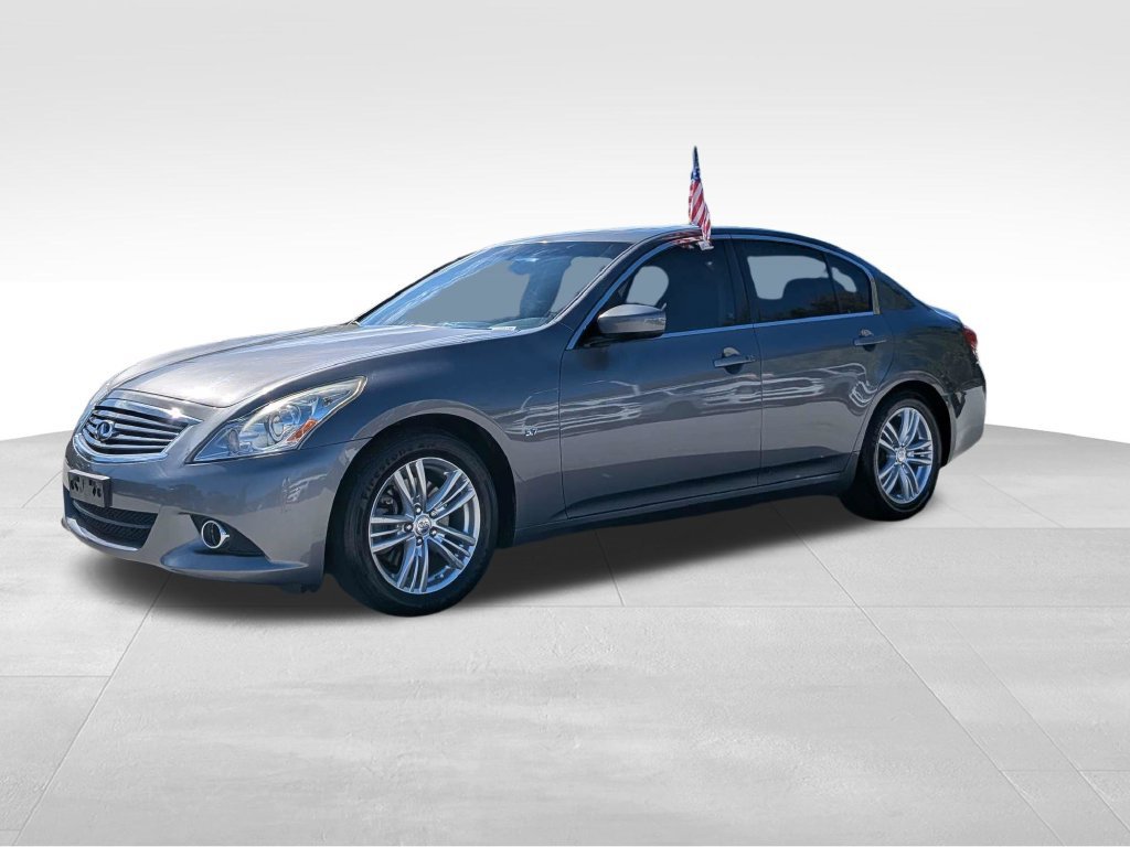 Used 2015 INFINITI Q40 w/ Navigation Package RWD image 7