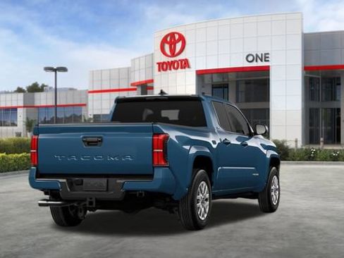Certified 2026 Toyota Tacoma SR5 image 44