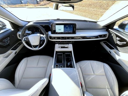 New 2026 Lincoln Aviator Reserve w/ Illumination Package image 15