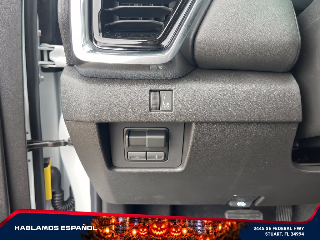 New 2026 GMC Canyon Elevation RWD image 24