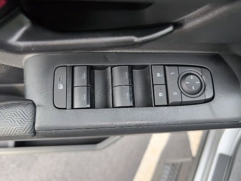 New 2025 Toyota Tacoma SR5 image 13