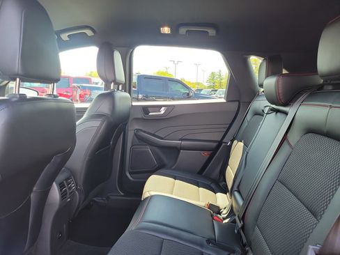 Certified 2023 Ford Escape ST-Line w/ Tech Pack #1 FWD image 14