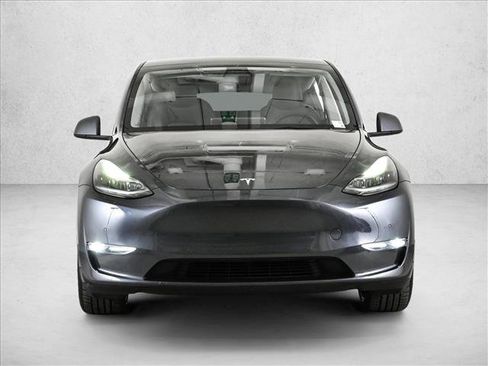 Used 2022 Tesla Model Y Performance image 2