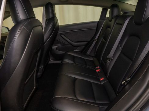 Used 2021 Tesla Model 3 Long Range image 10