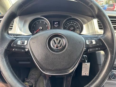 Used 2016 Volkswagen Golf S FWD image 19