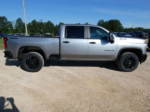 New 2026 Chevrolet Silverado 2500 LT w/ Trail Boss Package AWD/4WD image 3