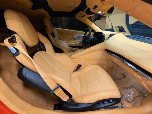 Used 2020 Chevrolet Corvette Stingray Premium Cpe w/ 3LT Preferred Equipment Group RWD image 2