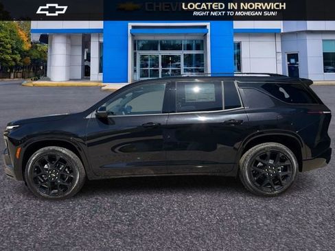 New 2026 Chevrolet Traverse RS w/ LPO, Floor Liner Package AWD/4WD image 8