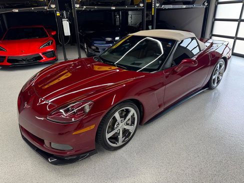 Used 2006 Chevrolet Corvette Convertible w/ Preferred Equipment Group RWD image 23