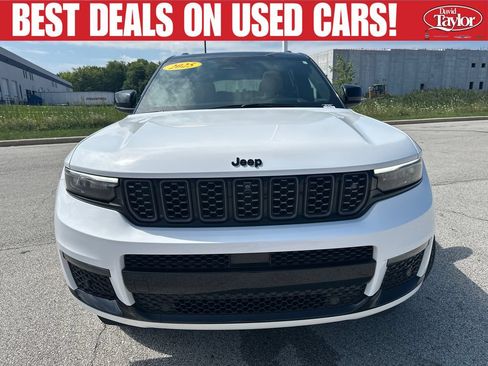 Used 2025 Jeep Grand Cherokee L Summit AWD/4WD image 9