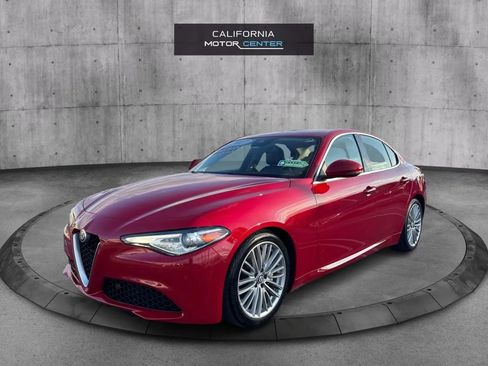 Used 2017 Alfa Romeo Giulia Ti w/ TI Lusso Light Wood Package RWD image 3