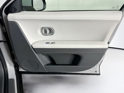 Used 2023 Hyundai Ioniq 5 SE RWD image 31