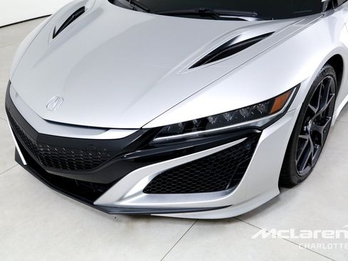 Used 2017 Acura NSX AWD/4WD image 29