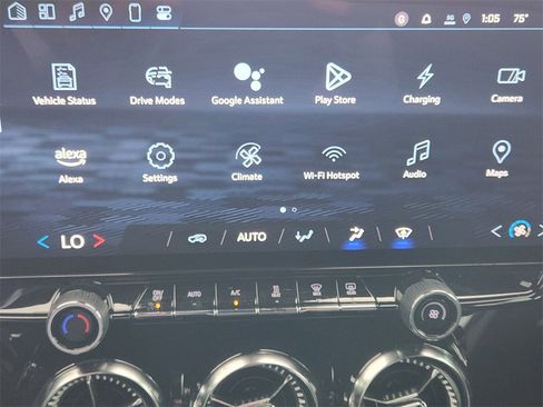 New 2025 Chevrolet Blazer EV LT image 12