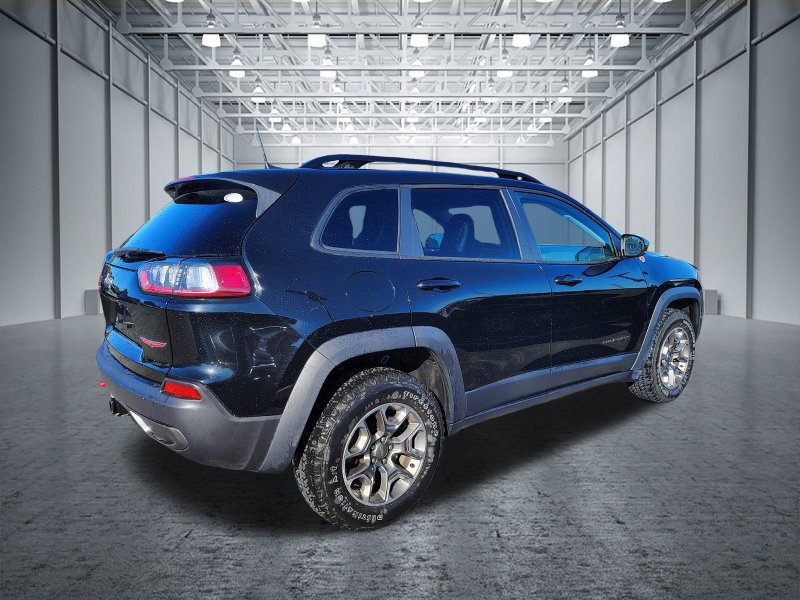 Used 2022 Jeep Cherokee Trailhawk w/ Comfort/Convenience Group AWD/4WD image 4