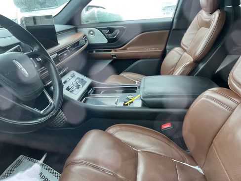 Used 2020 Lincoln Aviator Reserve w/ Equipment Group 201A image 25