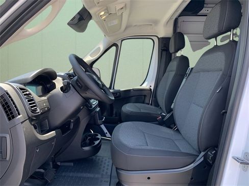 New 2024 RAM ProMaster 3500 w/ Premium Convenience Group image 17