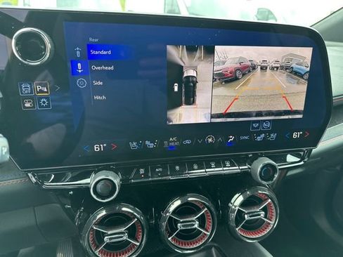 Used 2024 Chevrolet Blazer EV RS AWD/4WD image 21