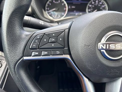 Certified 2024 Nissan Sentra SV FWD image 31