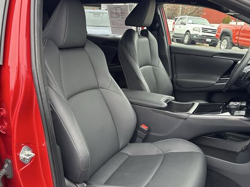 Used 2023 Subaru Solterra AWD image 7