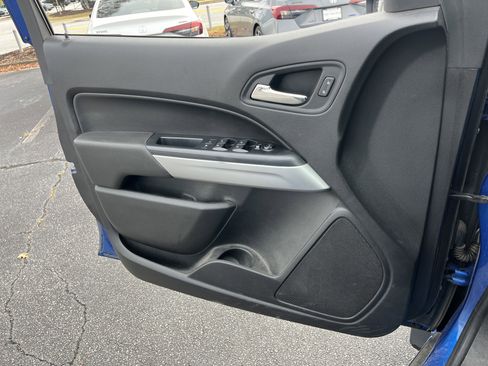 Used 2019 Chevrolet Colorado ZR2 image 15