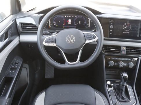 Used 2024 Volkswagen Taos SEL image 18